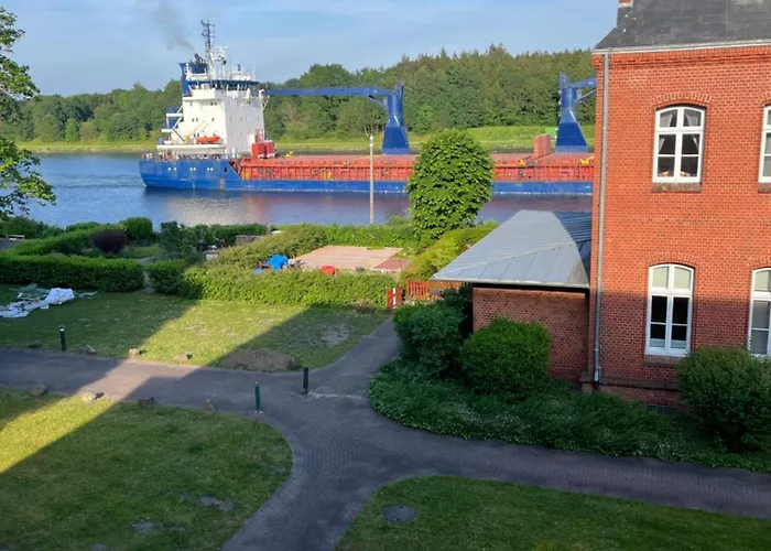 Lotsenstation Am Nord Ostsee Kanal